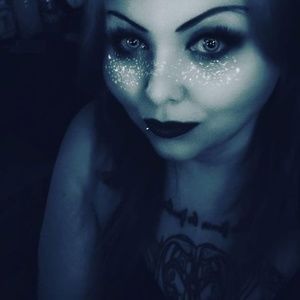 Meet your Posher, Paula